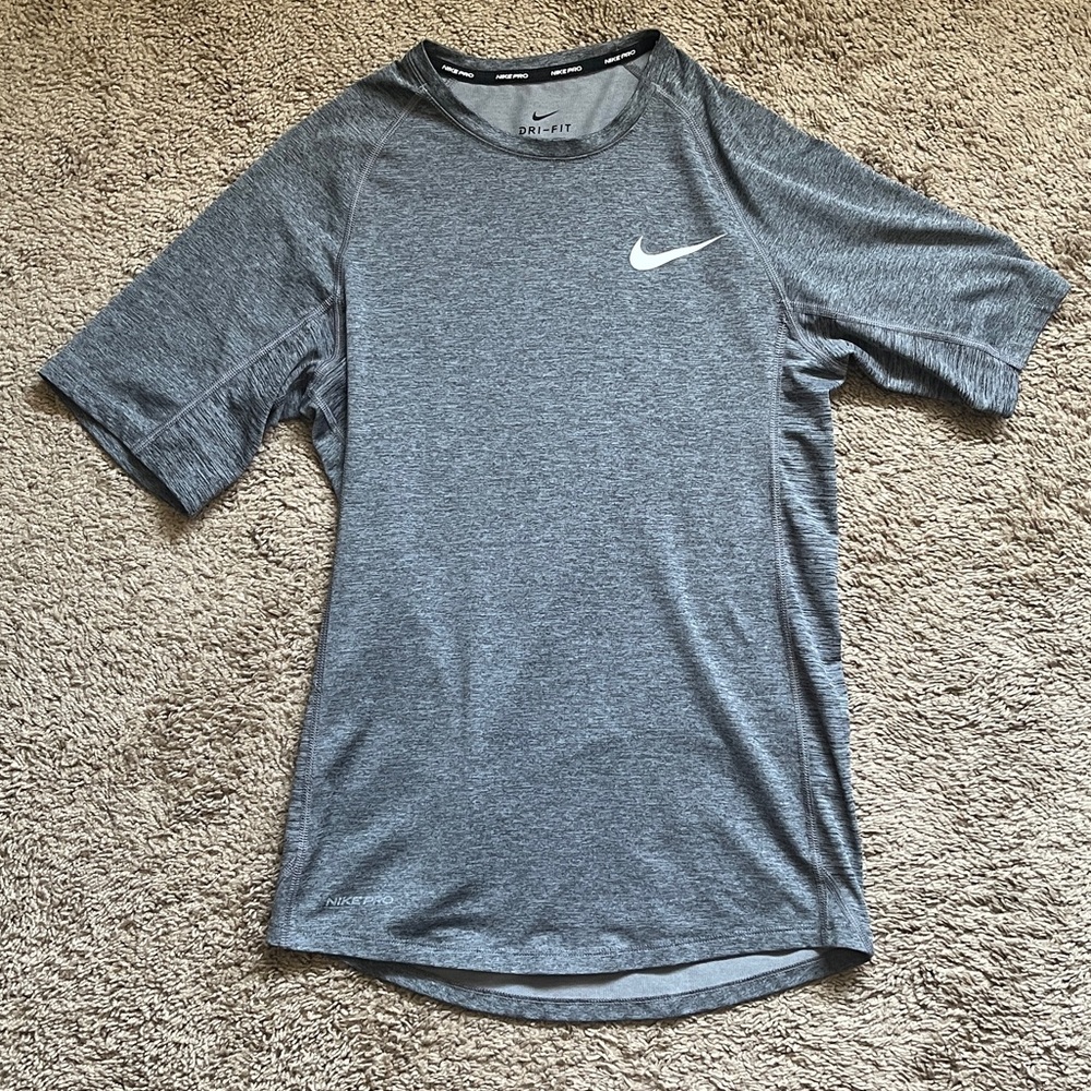 Mens Nike Pro Dri-Fit Shirt (Small)